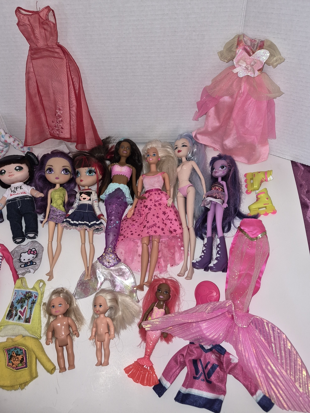 Mixed Doll Lot Barbies, La Dee Da, Winx, MLP, Baby Dolls, Clothing - Picture 4 of 8